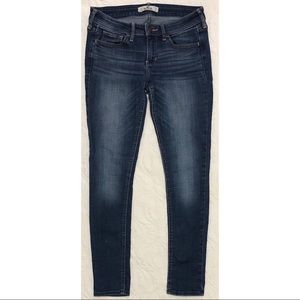 ***SOLD*** Hollister | Skinny Jeans